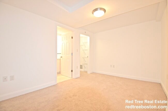 Photo - 457 Centre St Unit A