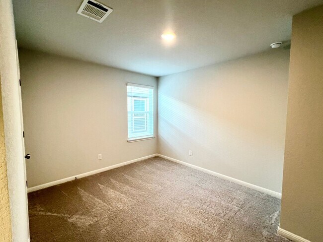 Photo - 3 bedroom, 2 bath, 1 story home