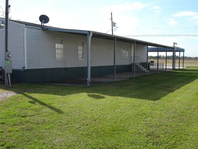 Building Photo - 4209 Wells Dr Rental