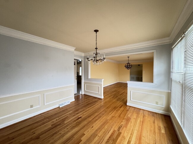 Photo - 1032 Belmorrow Dr