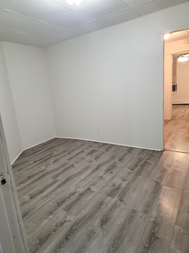 Photo - 494 West Side Ave Unit 1