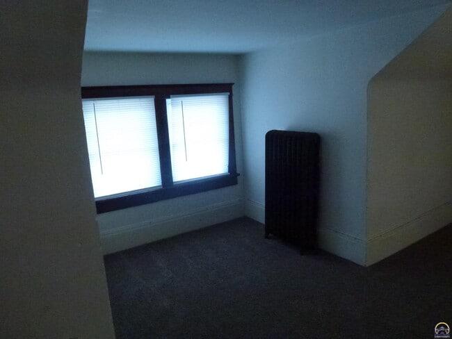 Photo - 402 West St