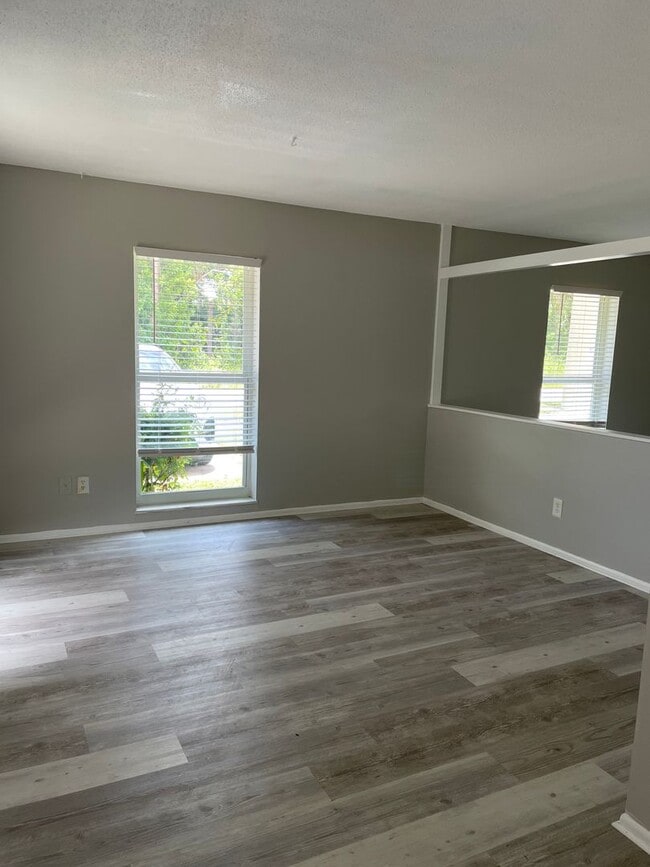 Sunquest Apartments