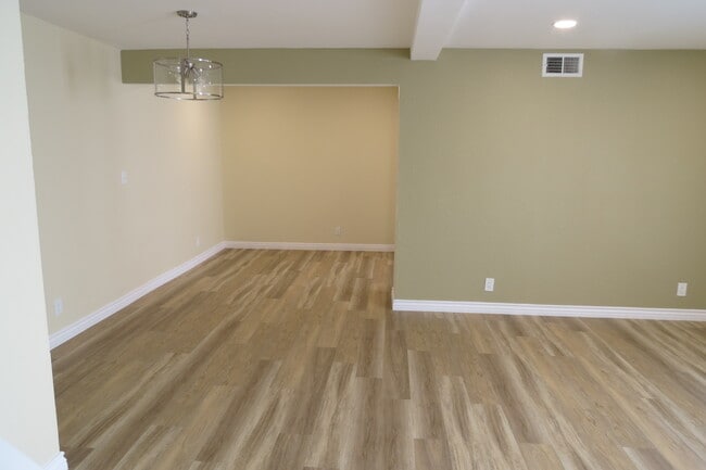 Photo - 357 E Providencia Ave