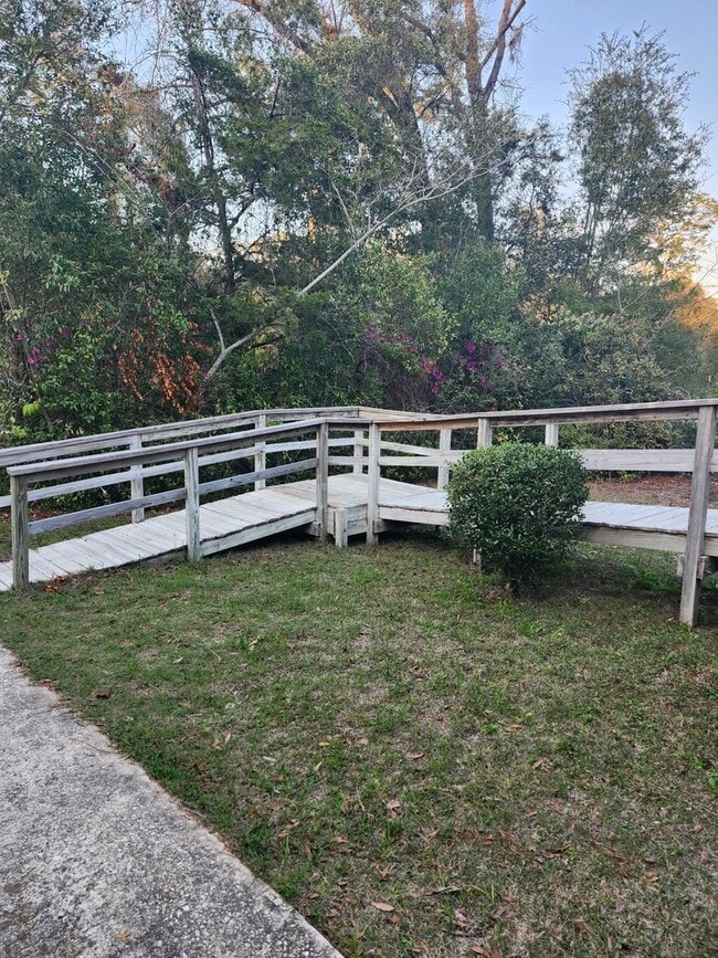 Photo - 301 Gaile Ave