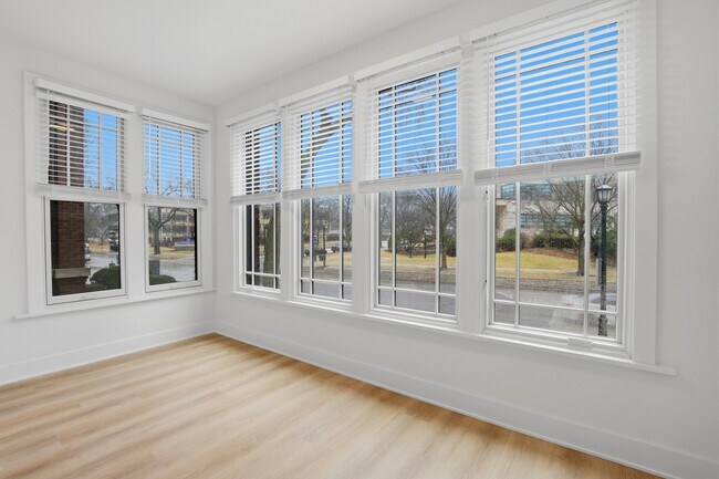1125 Davis St./ 1603-11 Ridge Ave.