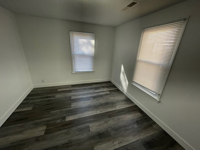 Photo - "Charming 2-Bedroom Wichita Home with Gleaming Hardwood Floors!"