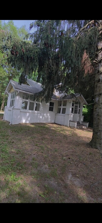 Photo - 351 N Spring Rd