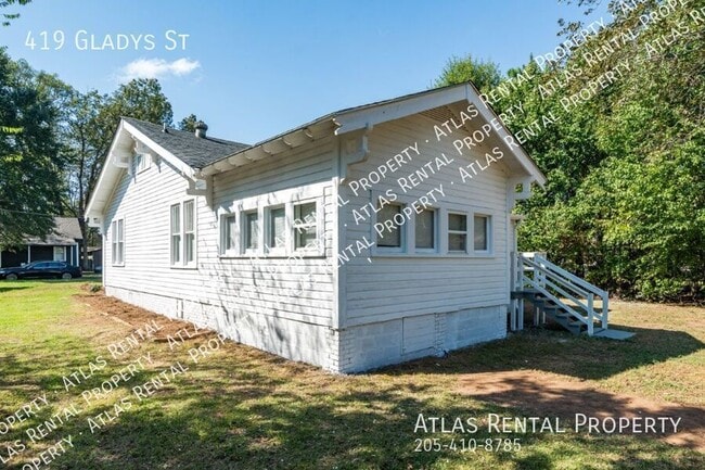 Photo - 419 Gladys St