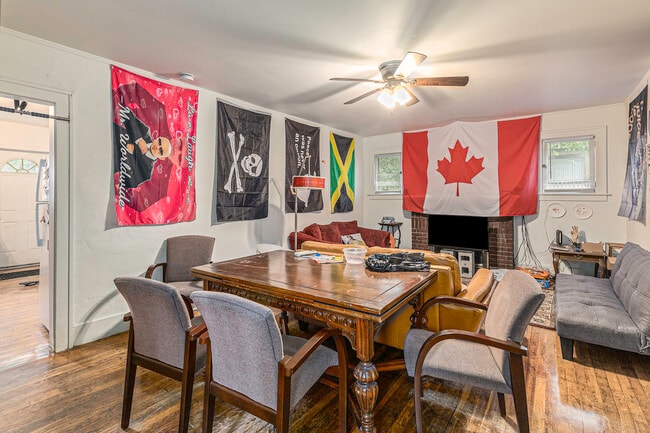 Photo - 1019 Packard St