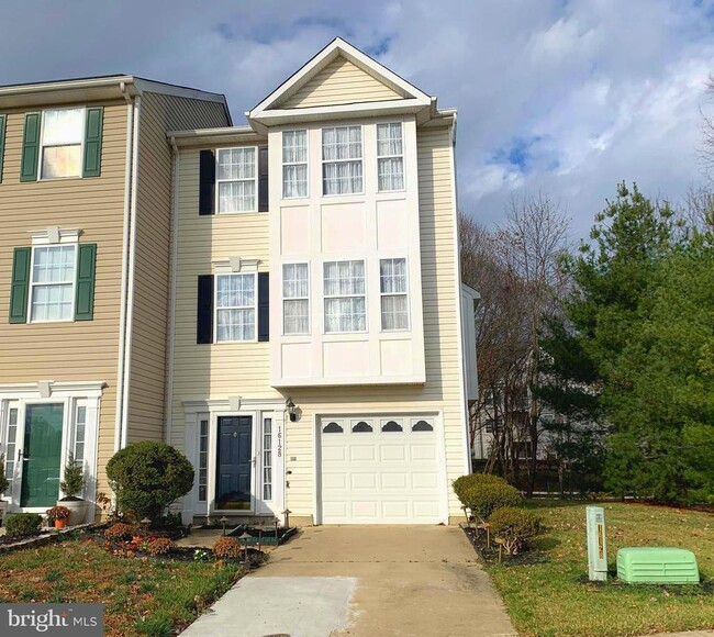 Photo - 16128 Edenwood Dr Townhome