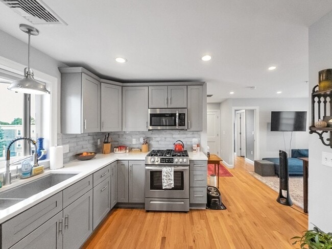 Photo - 19 Iona St Unit 3