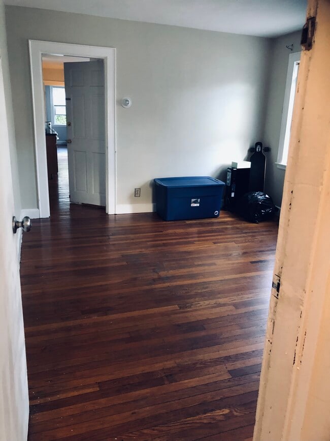 Building Photo - 53 Germain Ave Unit 2R