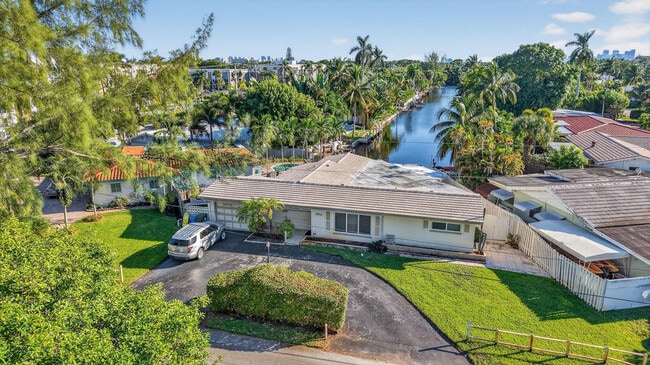 Photo - 1570 NE 30th Pl