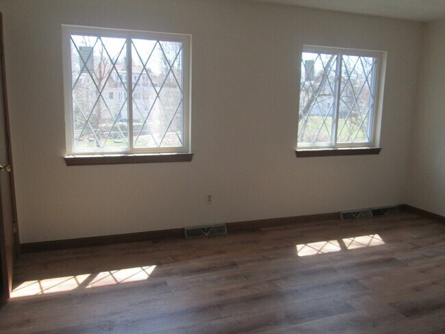 Photo - 114 Clark St Unit 114