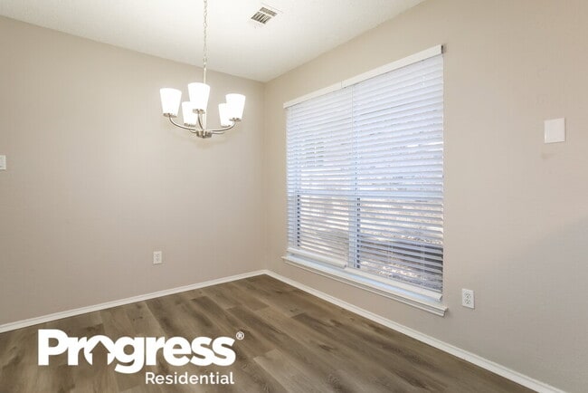 Photo - 1201 Cardinal Oaks Dr