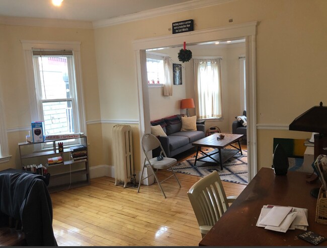 Photo - 21 Lewis St Unit 1