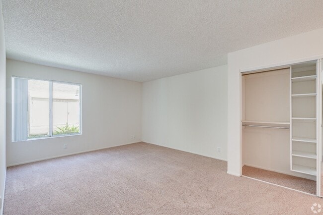 Bradbury Park Apartments
