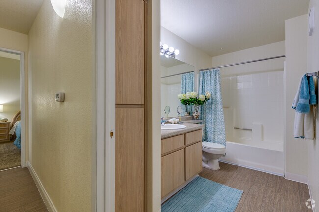 Tahiti; 2 BR, 2 BA - 1,022 SF