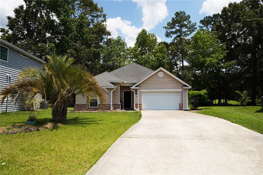 Photo - 195 Peregrine Cir House