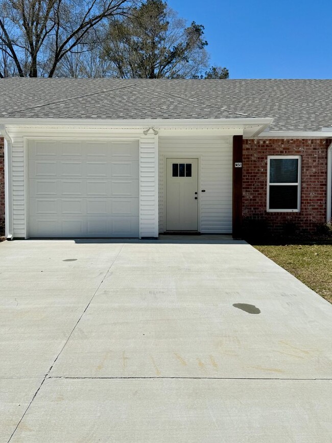 2BD/2BA Townhome for Lease in Denham Sprin... - 2BD/2BA Townhome for Lease in Denham Sprin...