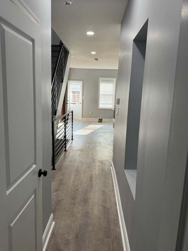 Photo - 2632 N Howard St