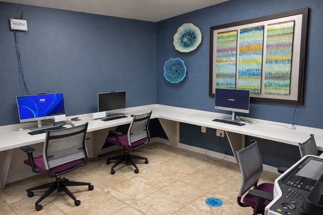 Co-Work Space - East Pointe Place II