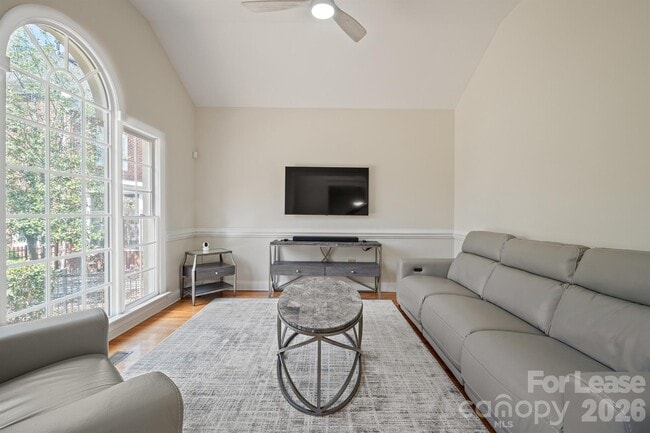 Photo - 12004 Camargo Ct