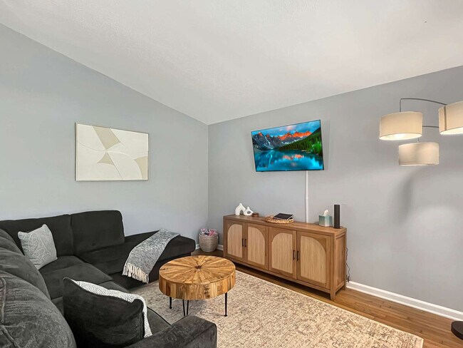 Photo - 501 W 9th St Unidad ID1369214P