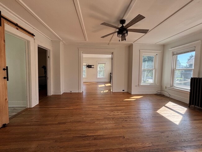 51 S Main St Unit 2