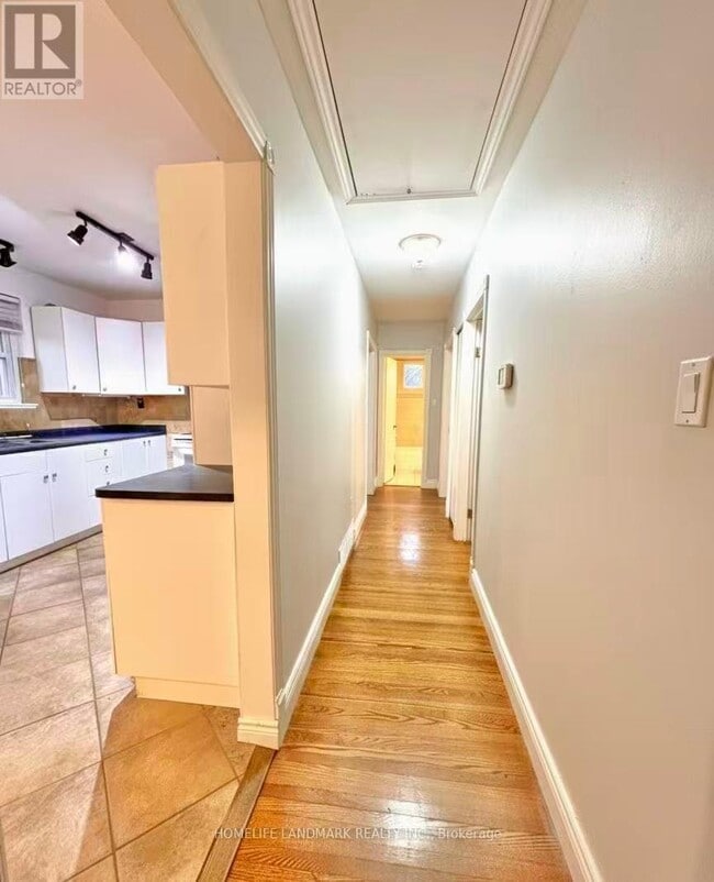 Photo - 727 Hewson Dr