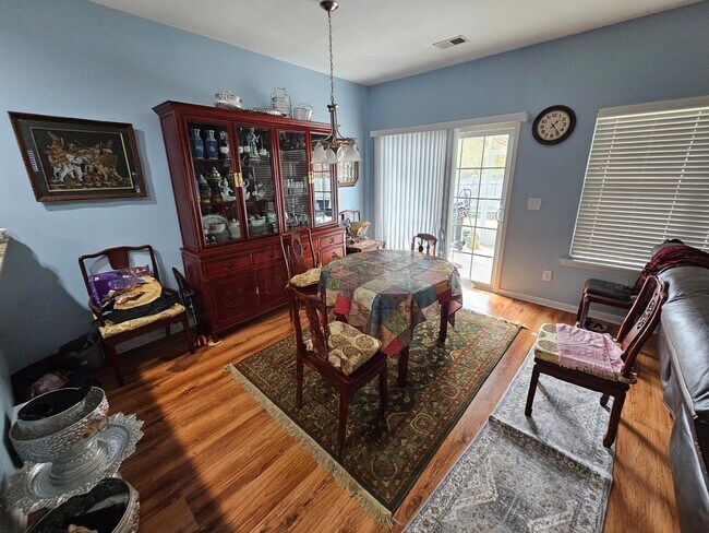 Photo - 136 Cordage Dr