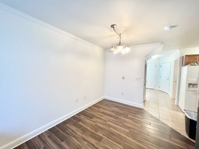 Photo - 703 Majestic Dr