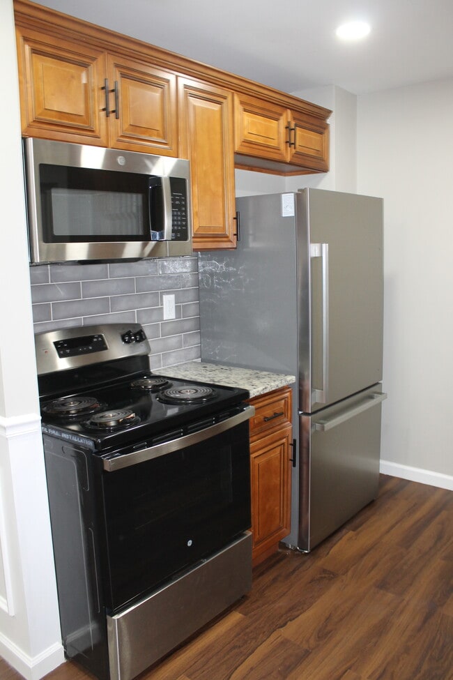 Photo - 4805 Toledo Ct