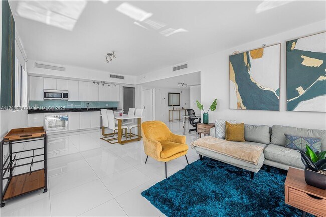 Photo - 92 SW 3rd St Unit 2405