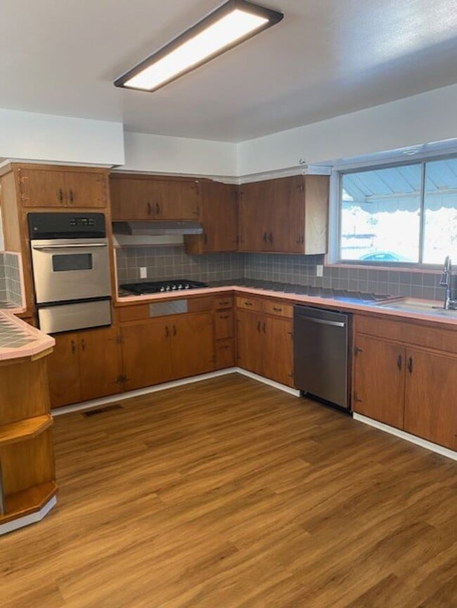 Photo - Spacious Home in West Redding!  Close to M...