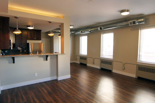 Photo - 623 S Wolcott St Unidad 108