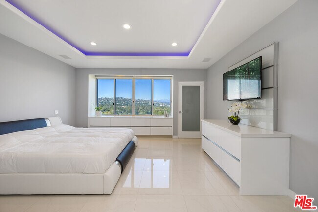 Photo - 875 Comstock Ave Unit 18B