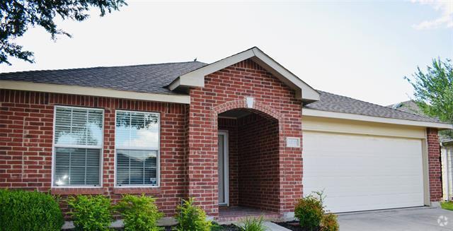Building Photo - 12721 Cedar Hollow Dr Rental