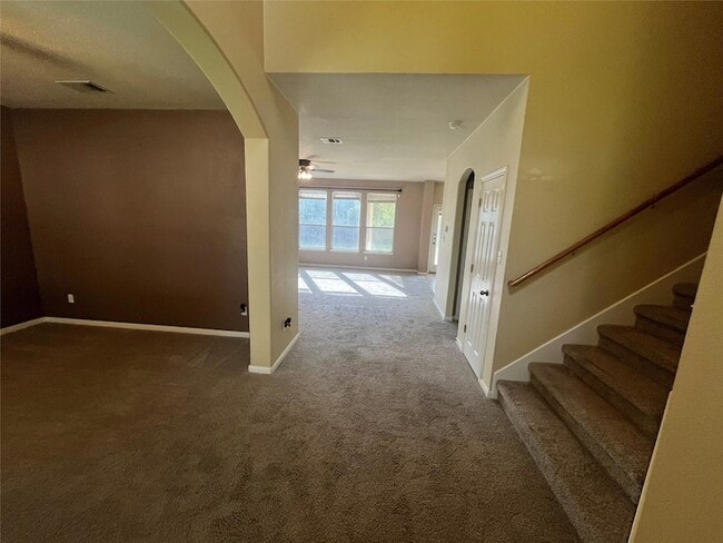 Photo - 221 Gainer Dr