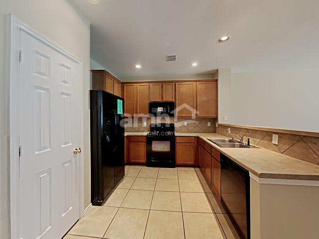 Photo - 26814 Sparrow Rdg