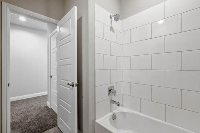 Photo - 1400 Razorbill Rd