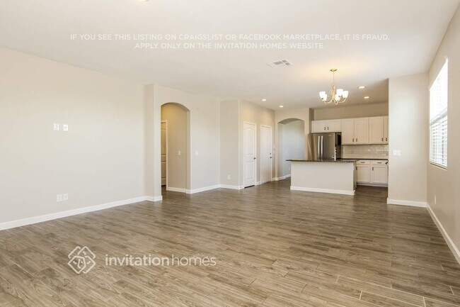 Photo - 2815 S 95th Dr