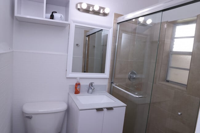 Photo - 1109 Douglas Rd Unidad ID1056523P