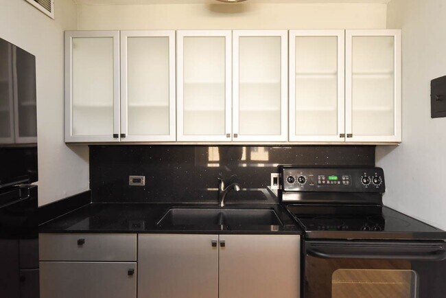 Photo - 450 W Wellington Ave Unidad A31