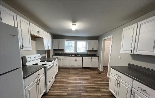 Photo - 3025 Maysville Rd