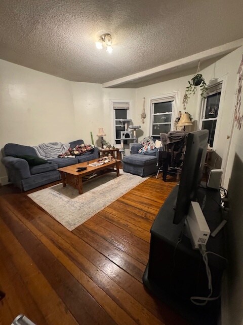 Building Photo - 133 Brook St Unit 1