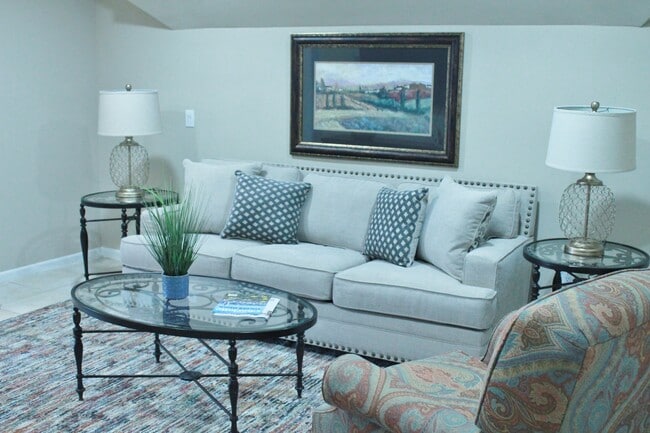 Photo - 7825 Renaissance Ct Unit B