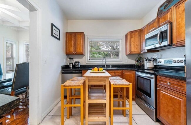 Photo - 5301 N Flagler Dr