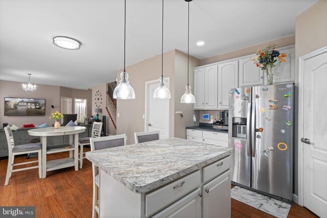 Photo - 523 Windermere Drive